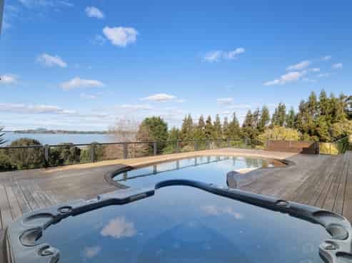 340B Pahoia Road, Whakamarama