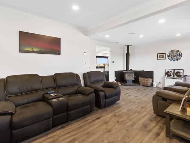 8 Arowhenua Station Road, Levels