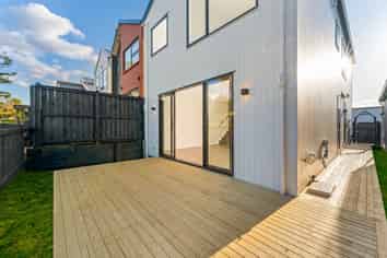 51 Puhikawa Street, Massey