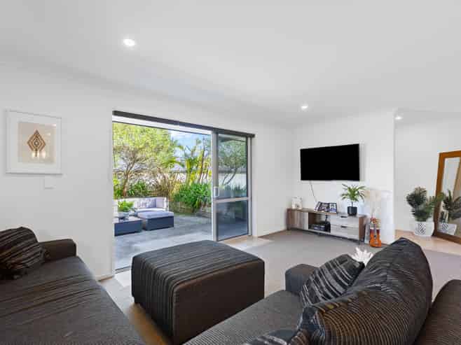 234 Ballintoy Park Drive, Welcome Bay