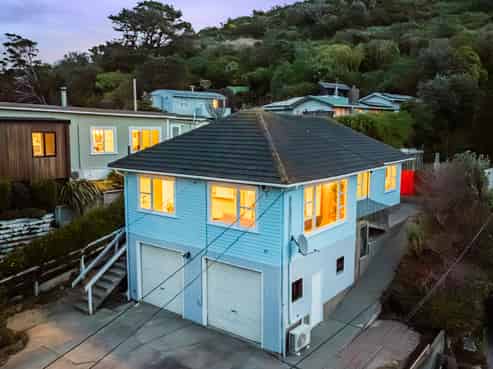 97 Happy Valley Road, Owhiro Bay