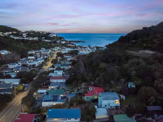 97 Happy Valley Road, Owhiro Bay