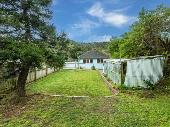 97 Happy Valley Road, Owhiro Bay