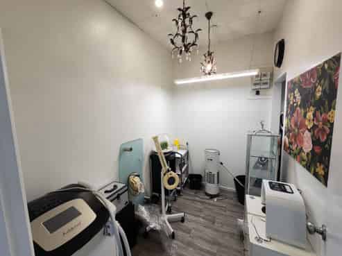 Versatile, well-presented Clinic/Office Space