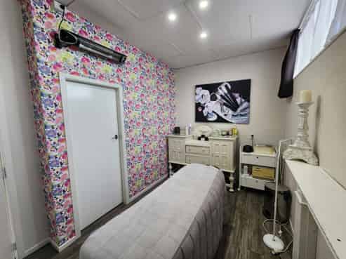 Versatile, well-presented Clinic/Office Space