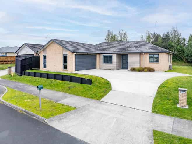 18 Patatee Terrace, Baverstock