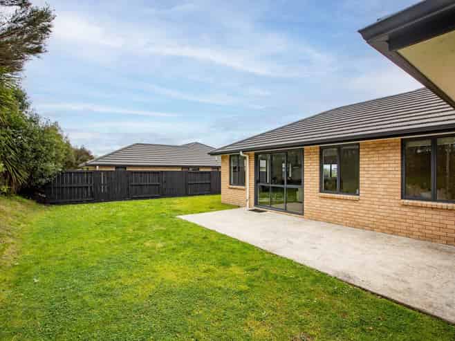 18 Patatee Terrace, Baverstock