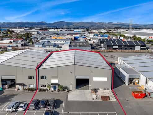 Overflow warehouse available now