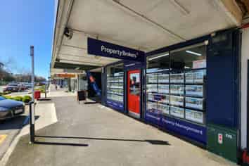 Pahiatua's Hot Spot - Bargain!