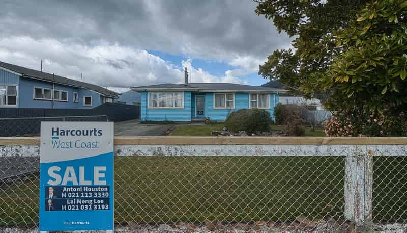 8 Wanganui Flat Road, Harihari