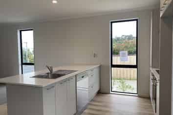 10B Rosier Road, Glen Eden