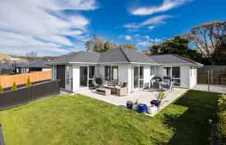 63 Owhiro Avenue, Mosgiel
