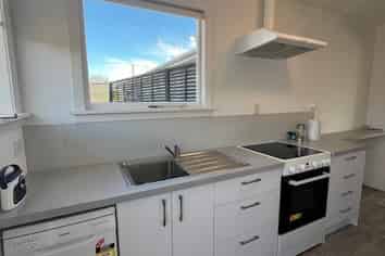 2/15 Bowen Street, Upper Riccarton