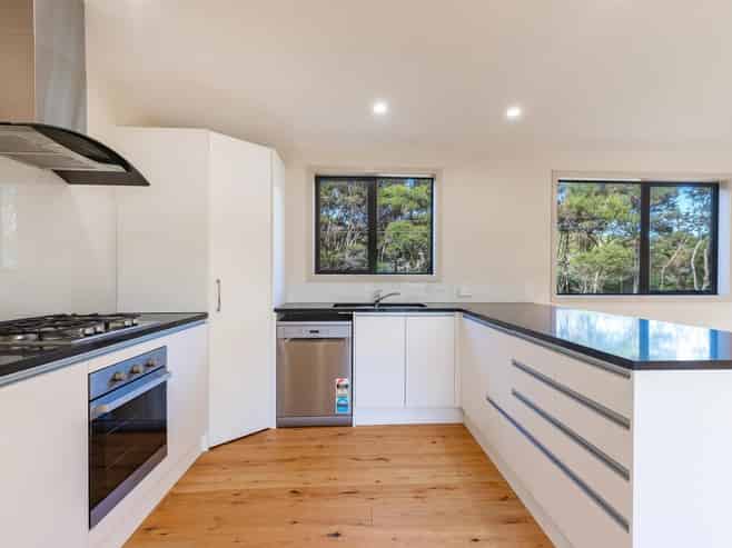 50 Schoolhouse Bay Road, Kawau Island
