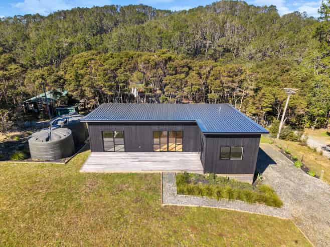 50 Schoolhouse Bay Road, Kawau Island
