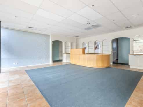 Prime space opposite Albany mega centre