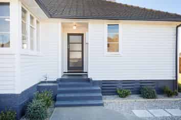2 Avon Terrace, Roslyn