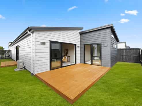 13 Gaylard Avenue, Greenhill Park