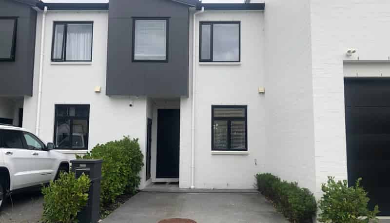 4 Frank Gill Road, Hobsonville