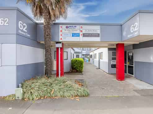 80sqm office, medical or professional unit