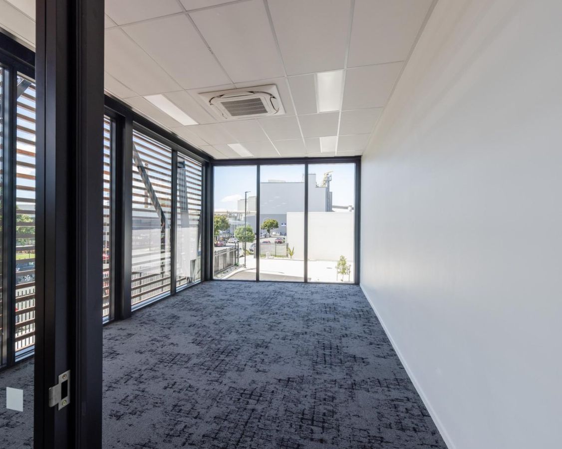 High specification industrial facility - Widok 6