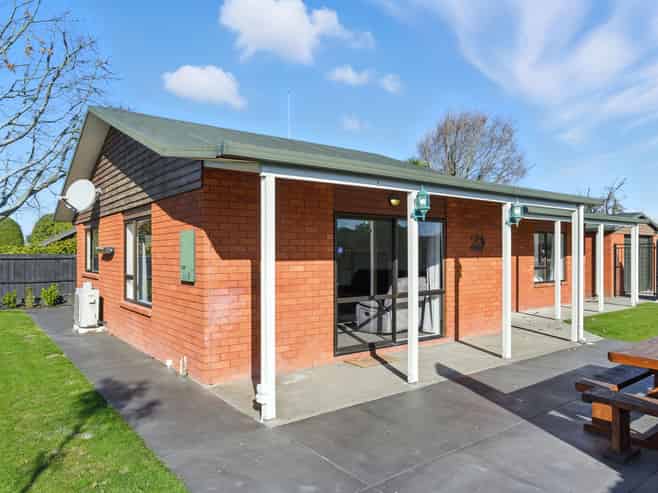3B Cobden Place, Woodend