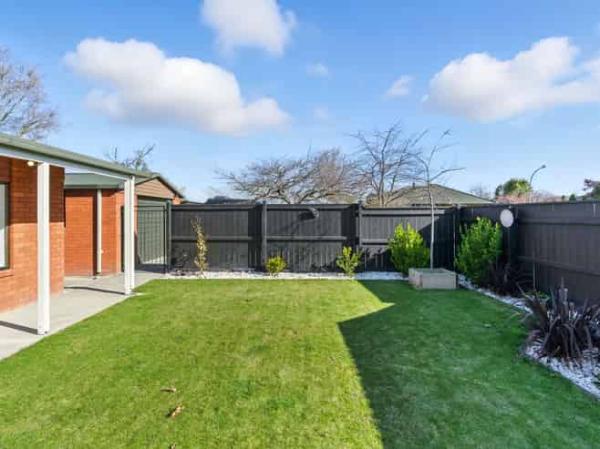 3B Cobden Place, Woodend