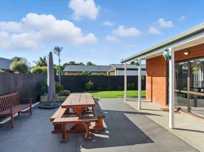 3B Cobden Place, Woodend