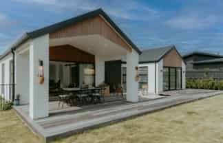 58 Les Wakefield Road, Mapua