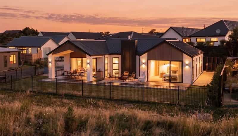 58 Les Wakefield Road, Mapua