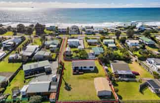 252 Pukehina Parade, Pukehina