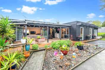 22  Whitford Park Road, Whitford
