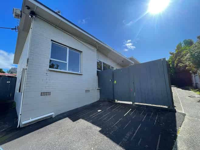 2/160 Mount Smart Road, Onehunga