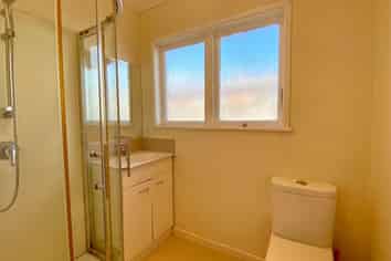 3/6 Almond Place, Mount Wellington