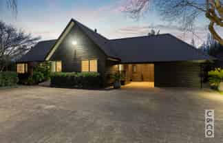 23 Elliot Street, Riverhead