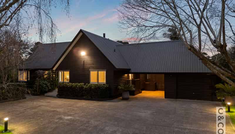 23 Elliot Street, Riverhead