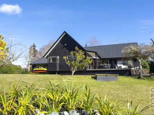 23 Elliot Street, Riverhead