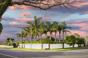 Prime location, live, work, invest  