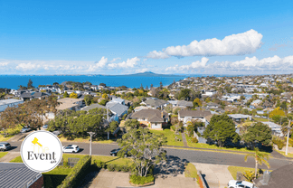 LAND, LOCATION, LIFESTYLE A TRIPLE-THREAT!