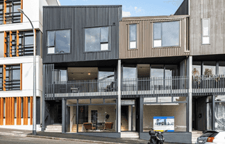 10 Central Road, Kingsland