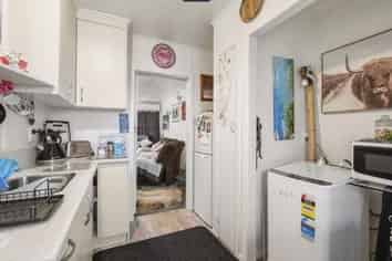 89B Lisa Crescent, Mangakakahi