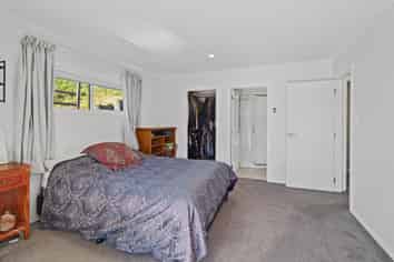 36 Alpers Ridge, Leamington