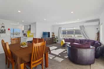 36 Alpers Ridge, Leamington