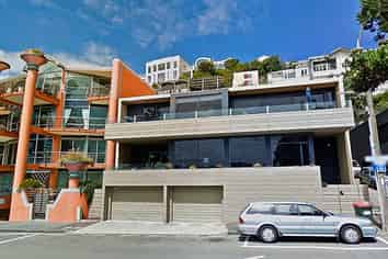a/222 Oriental Parade, Oriental Bay