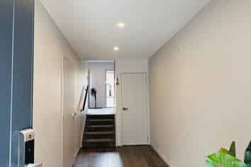 2/1A Halsey Road, Manurewa