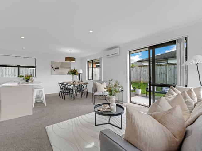 24 PYNE CRESCENT, Pokeno