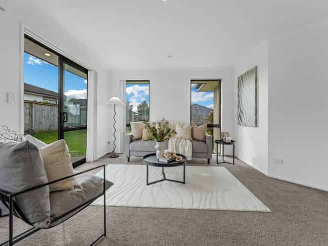 24 PYNE CRESCENT, Pokeno