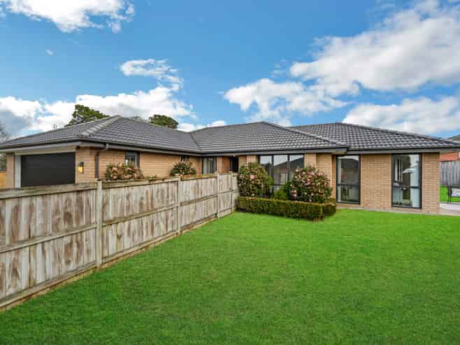 24 PYNE CRESCENT, Pokeno