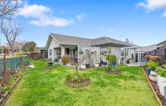 39 Bridgewater Way, Pyes Pa