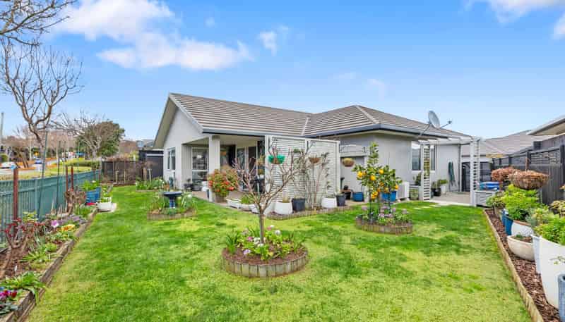 39 Bridgewater Way, Pyes Pa